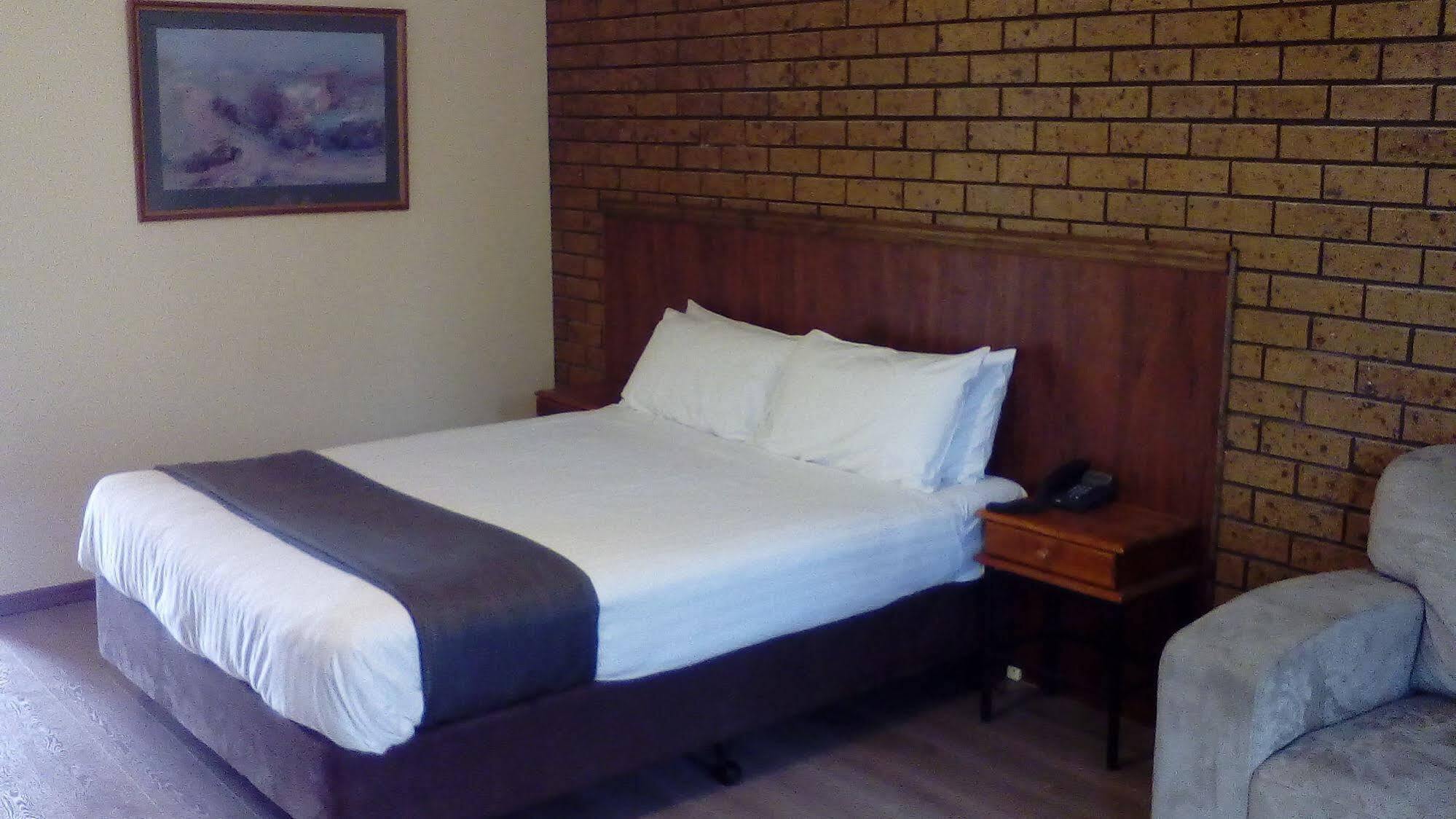 Cardigan Lodge Motel Ballarat Eksteriør billede
